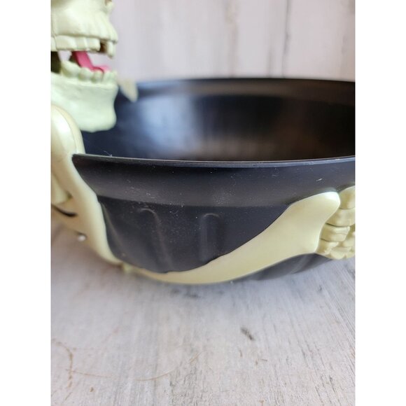 Gemmy AS IS skeleton eyes pop out Halloween prop home candy bowl - Picture 8 of 9